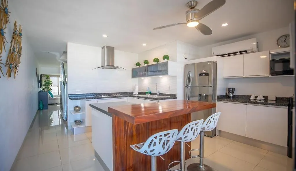 Apartment Penthouse Ocean & Lagoon Views, New Listing Cancun